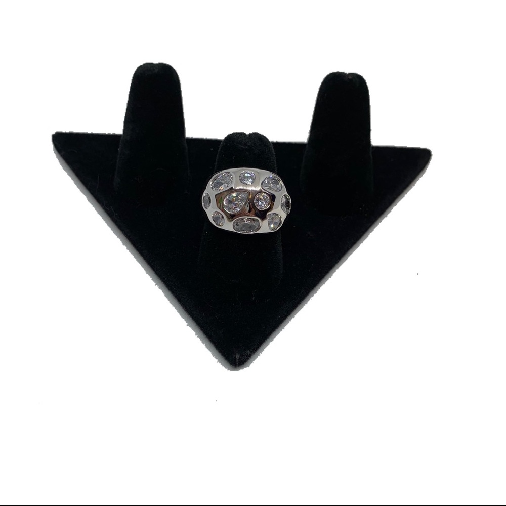 Lia sophia Rock Star silver rhinestone ring